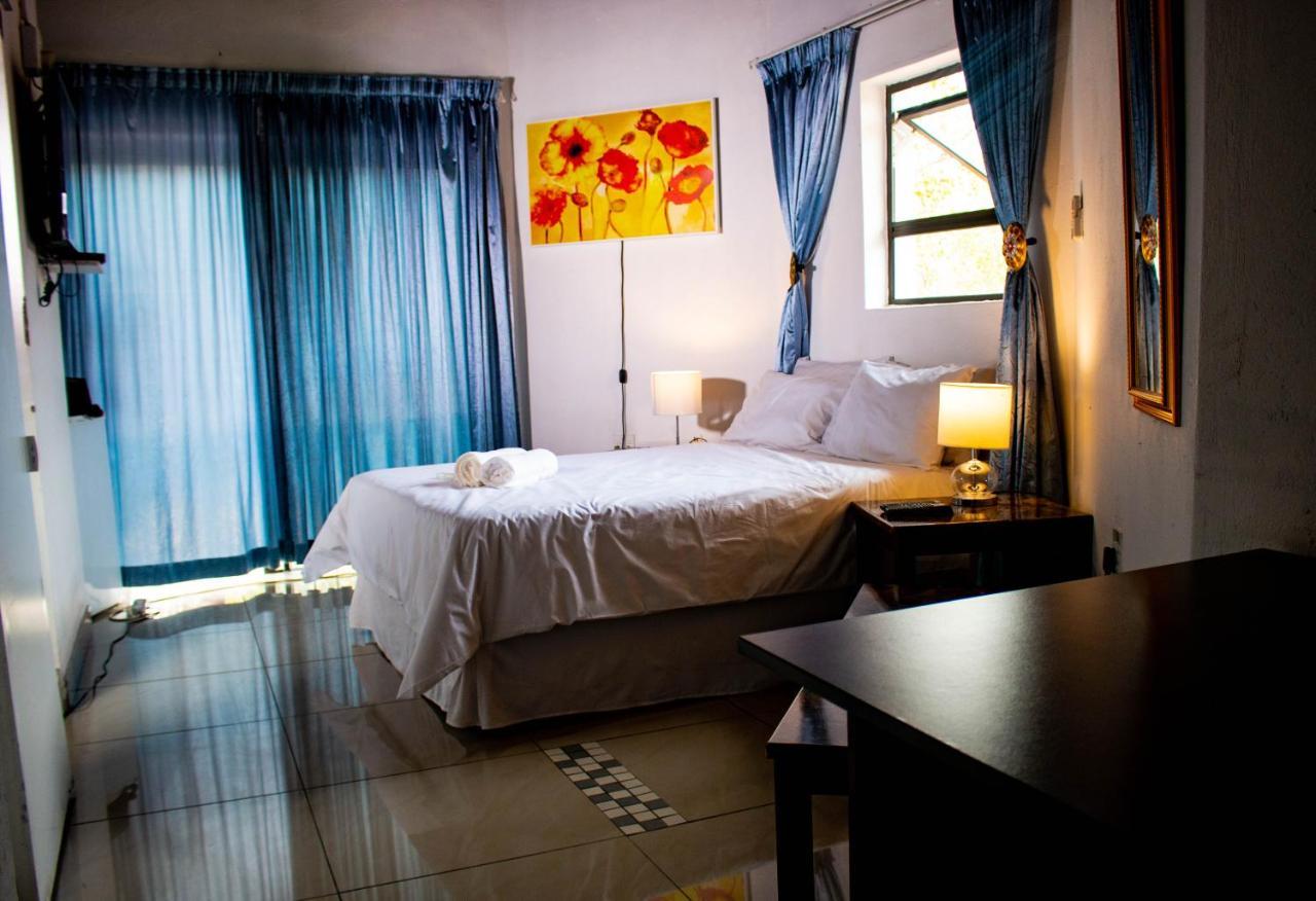 Nanisto Bush Lodge 玛洛斯帕克 外观 照片